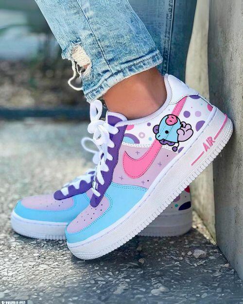 Comprar TÊNIS BT21 - MANG (PRODUÇÃO EM JANEIRO 2026)