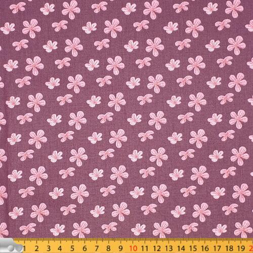 Tricoline Flores Rosa Fundo Magenta