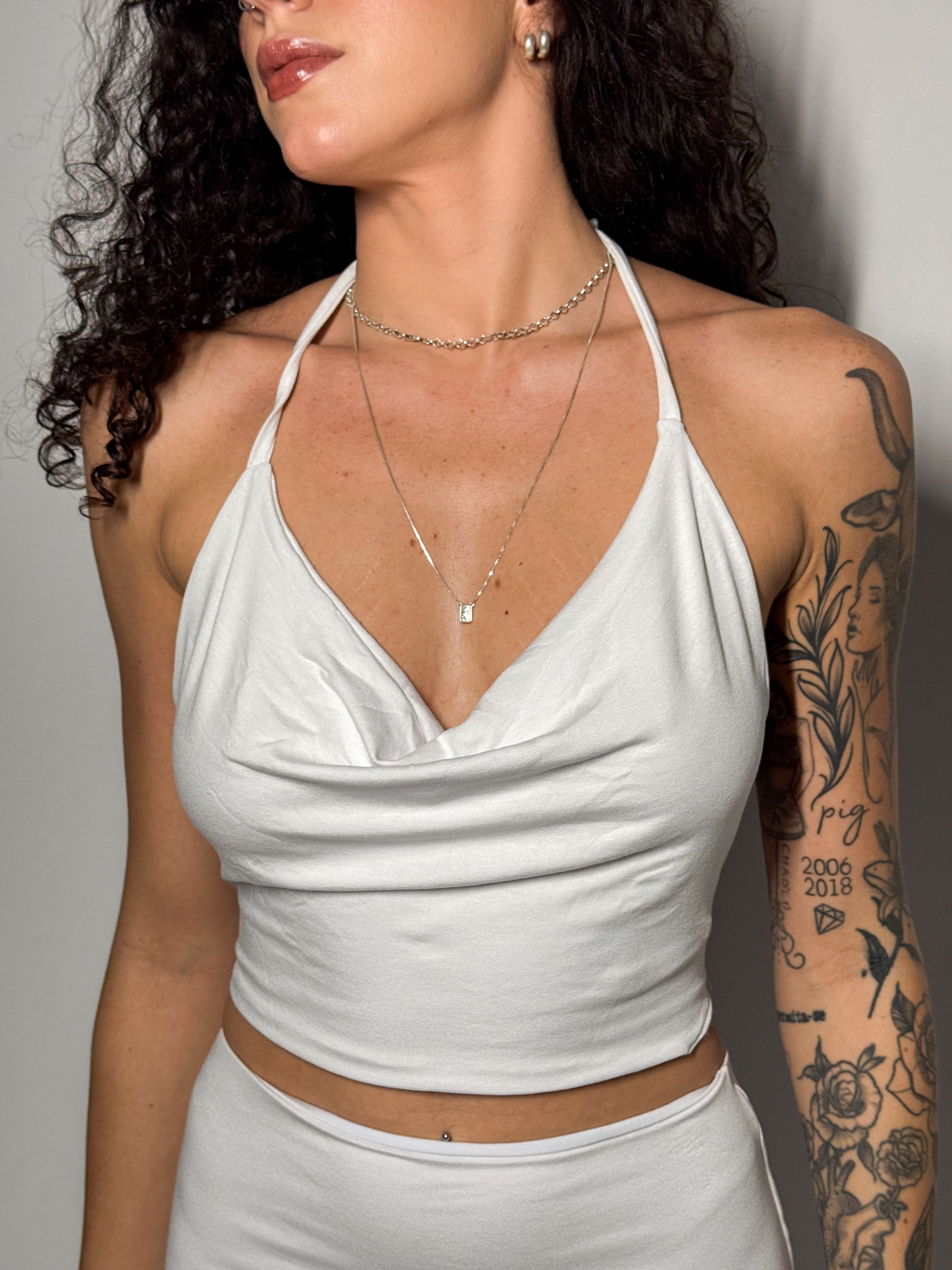 Comprar top drapeado | branco - Chad'lú Store