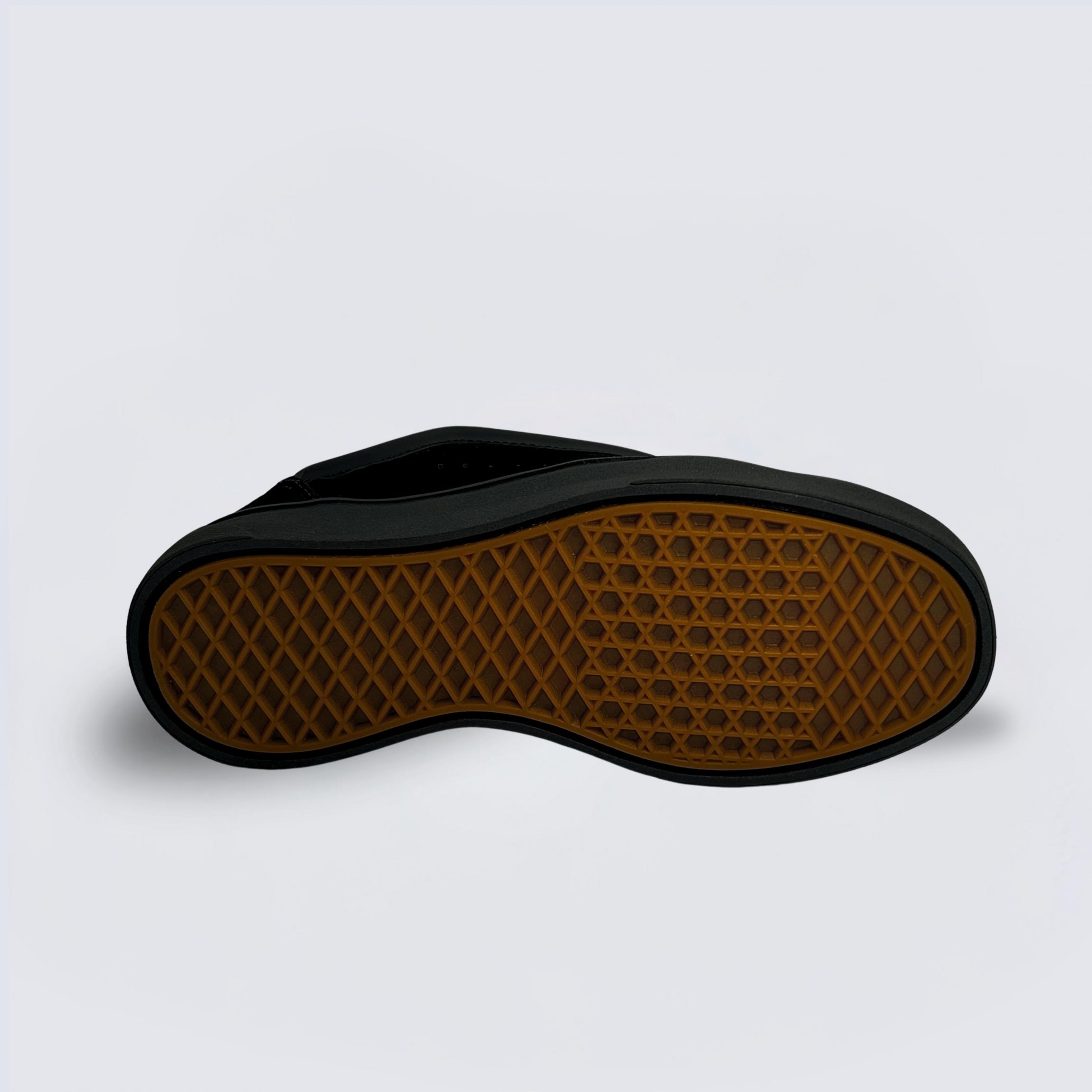 vans slip on total black