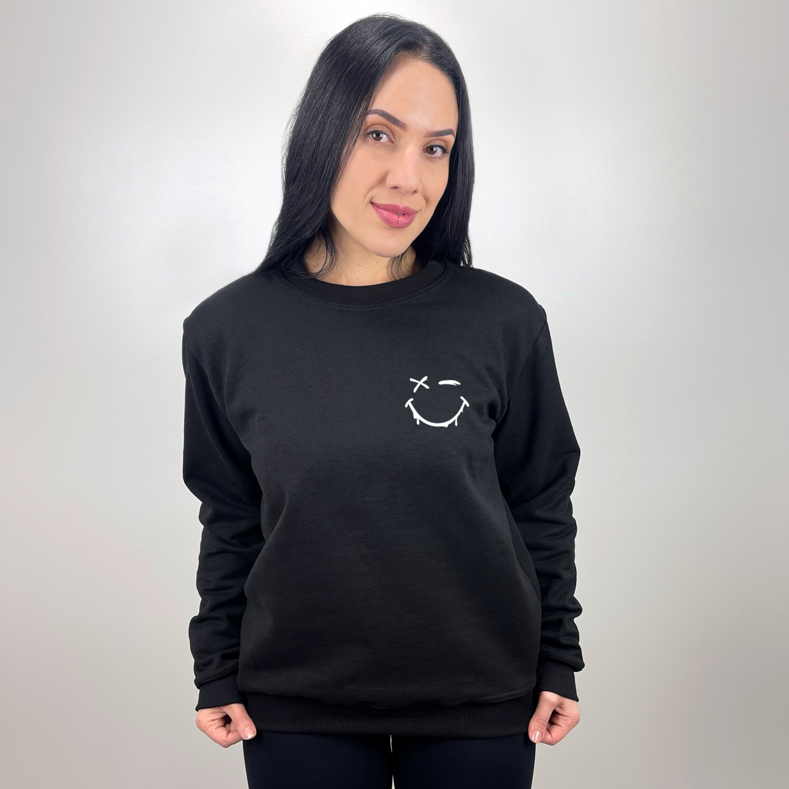 Comprar Blusa de Moletom Feminina com Estampa Expressão Shadow