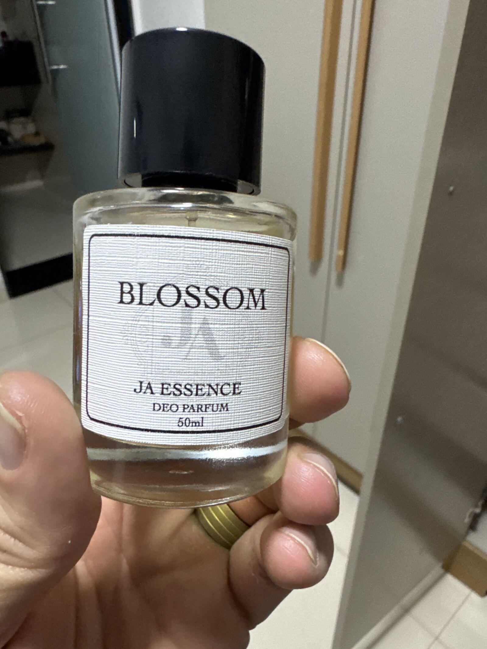 BLOSSOM - Perfume Inspirado em Olympea Blossom Paco Rabanne