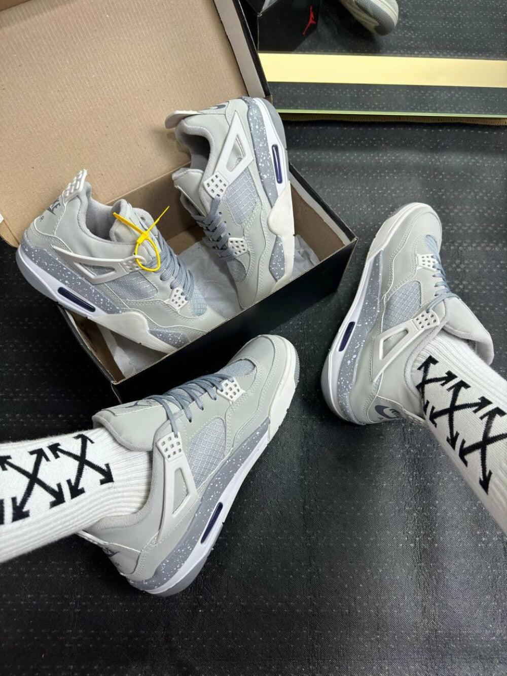 Comprar Jordan 4 Retrô Off White Premium