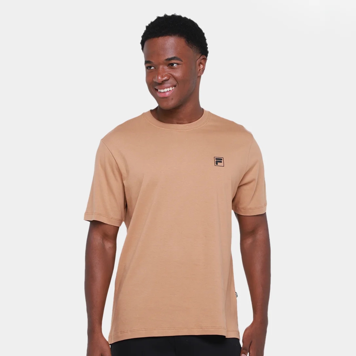 Comprar Camiseta Fila Comfort Classic Masculina a partir de R