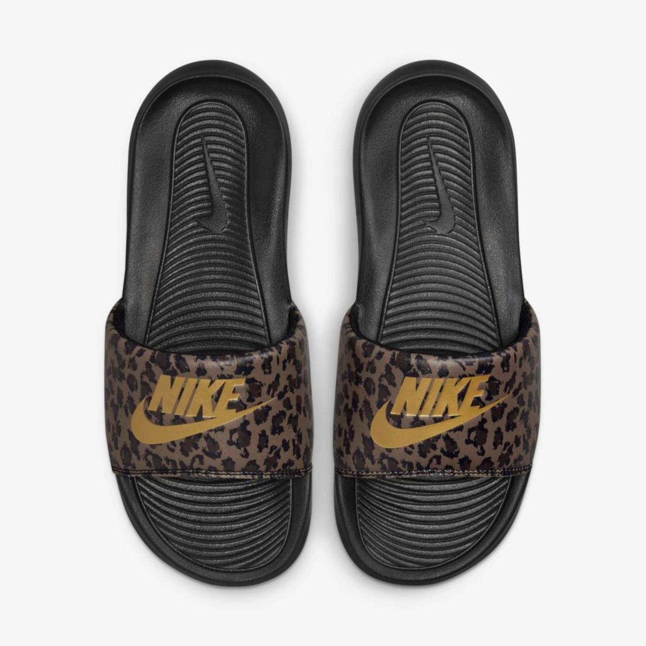 Comprar Chinelo Slide Nike Victori One Estampa Animal Feminino