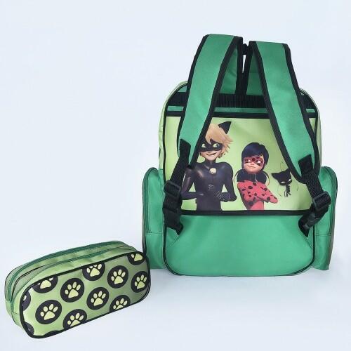 Kit Mochila e estojo