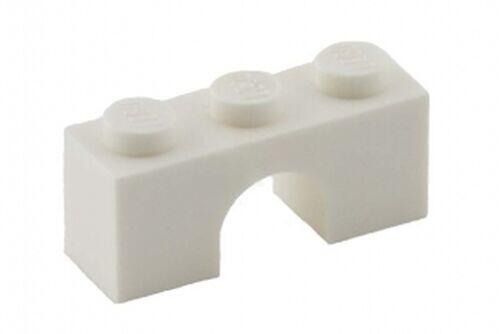 Lego Arco 1x1x3 - Branco - PN 4490 / CN 449001 / 4164211 / 4256578 / 4520970