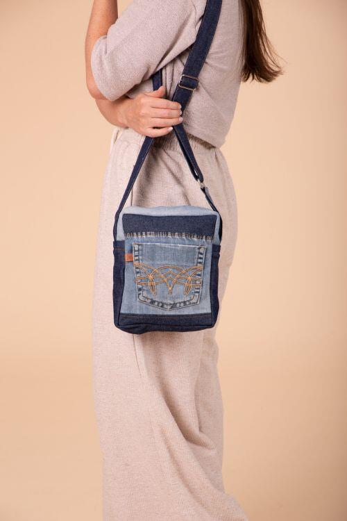 Comprar Bolsa Transversal Shoulder Bag - 27592 - a partir de R$170,05