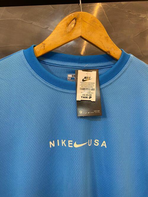 Comprar DRY-FIT PREMIUM NIKE FACAO VAZADO BASICO AZUL TURQUESA