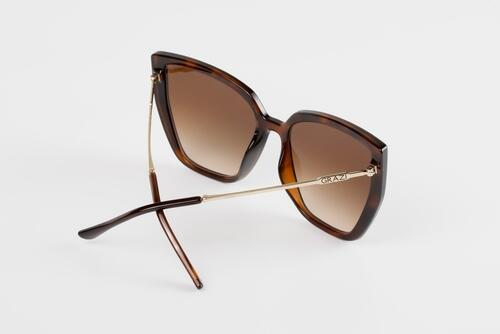 Comprar SOLAR GRAZI GZ4053 K969 56 - R$490,00 - OTICAS REDE GV EXPRESS