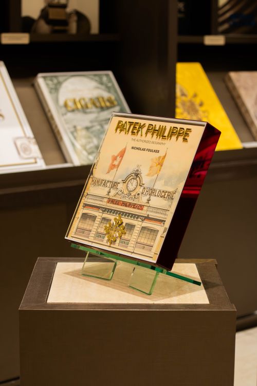 アート・デザイン・音楽 PATEK PHILIPPE AUTHORIZED BIOGRAPHY 日本語