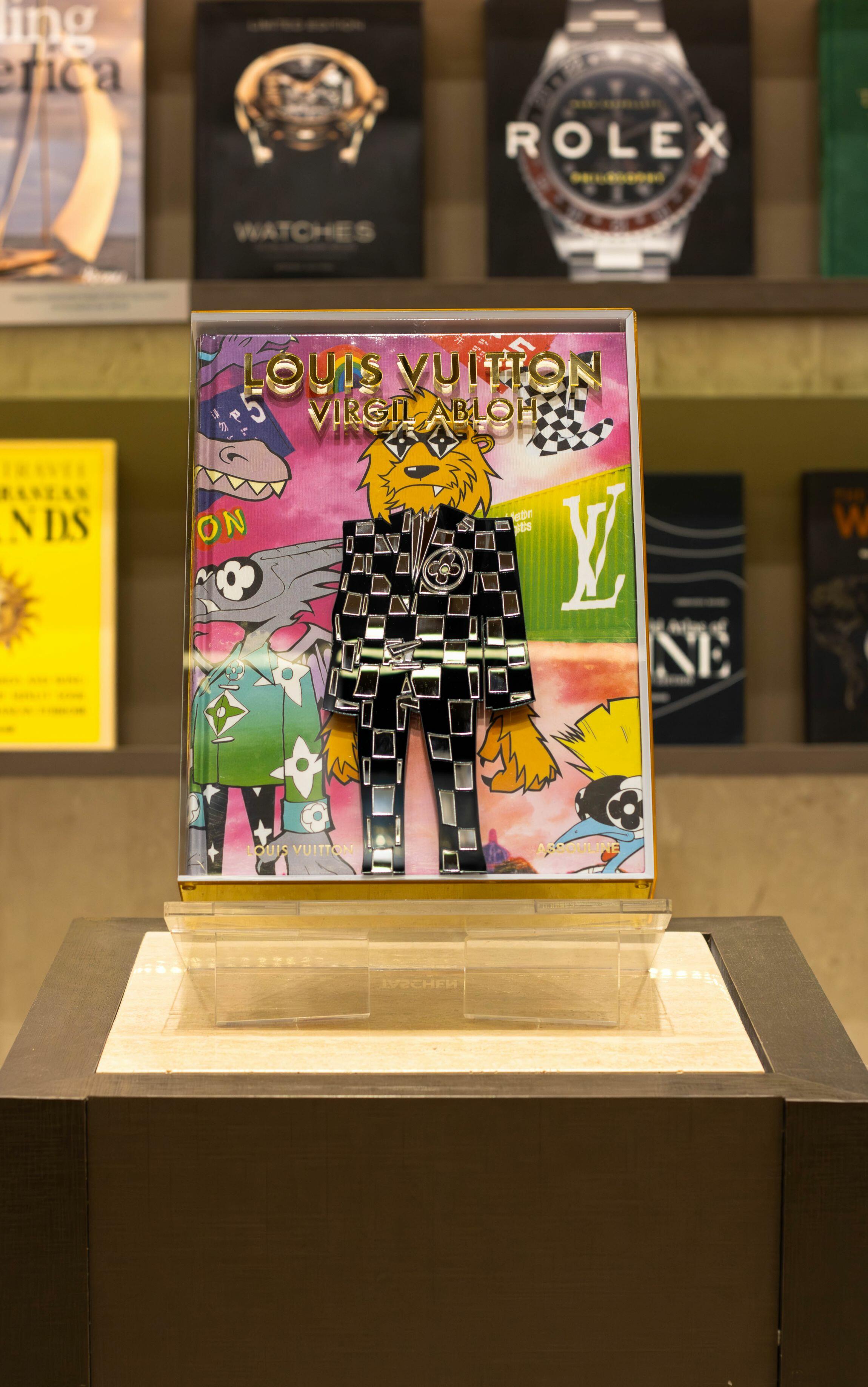 LOUIS VUITTON VIRGIL ABLOH アートブック Comprar LOUIS VUITTON: VIRGIL ABLOH (CARTOON COVER) - R$2.199,00