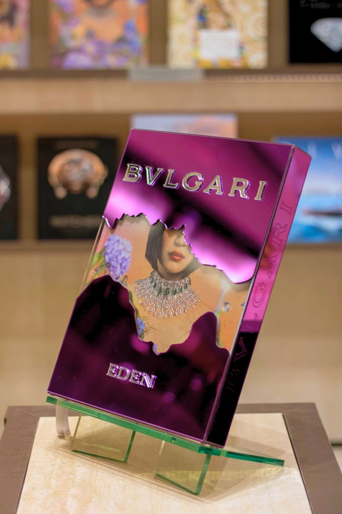 Comprar Bvlgari Eden. The Garden of Wonders - R$2.599,00