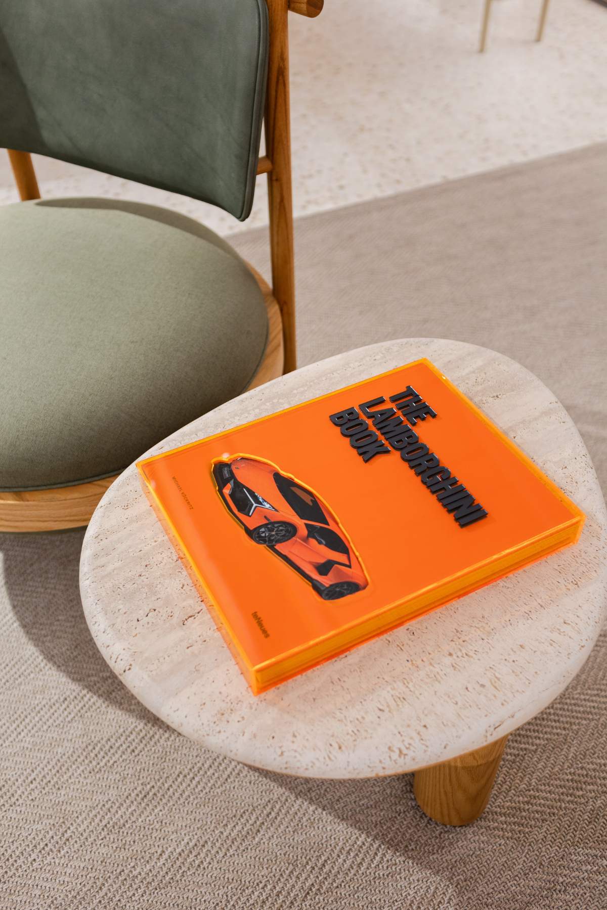 coffee table books - R$3.599,00