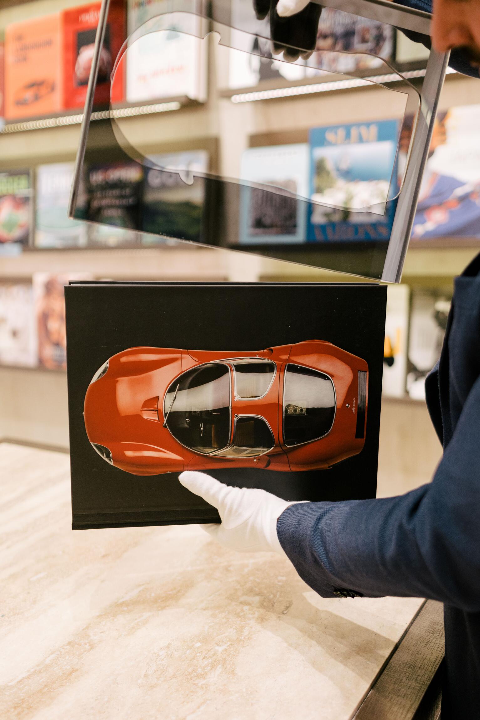 アート・デザイン・音楽 Ultimate Collector Cars coffee table books