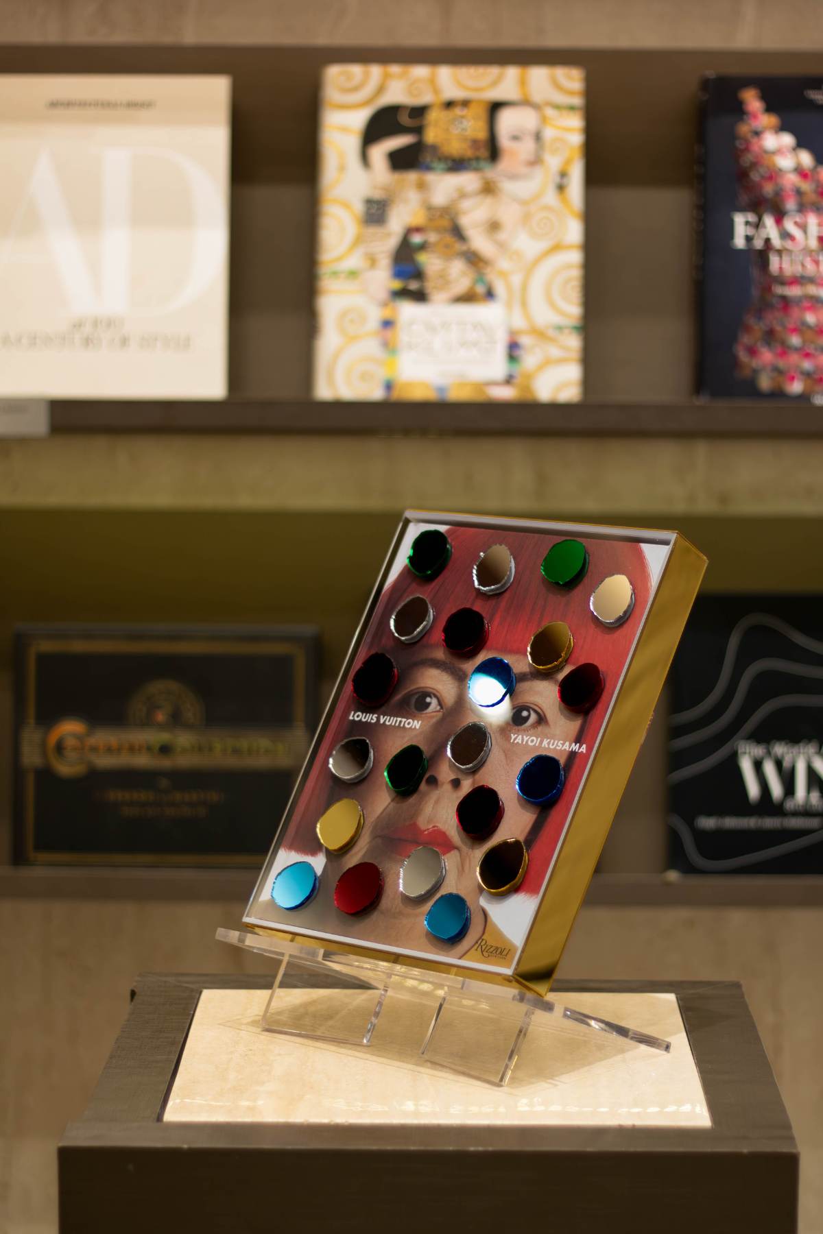 Coffee Table Books - R$1.699,00