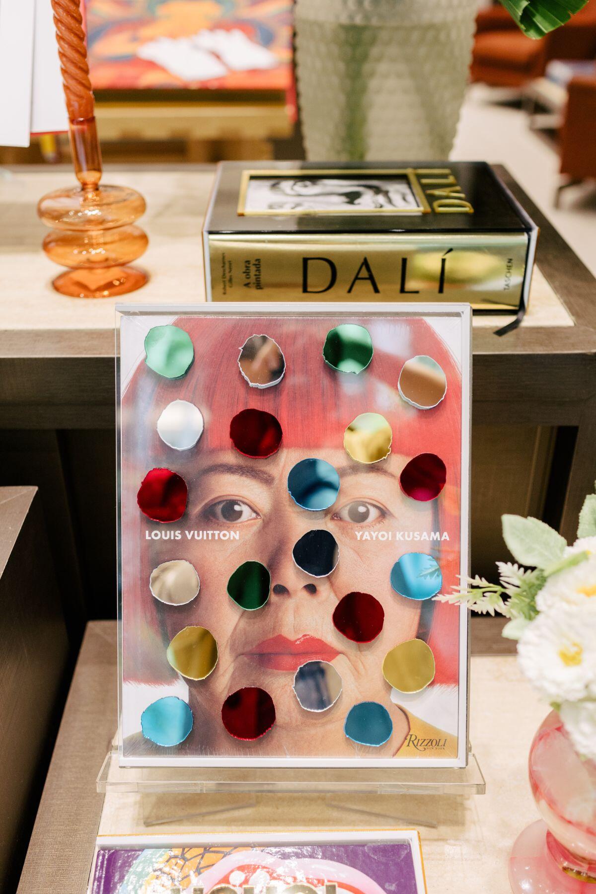 Coffee Table Books - R$1.699,00