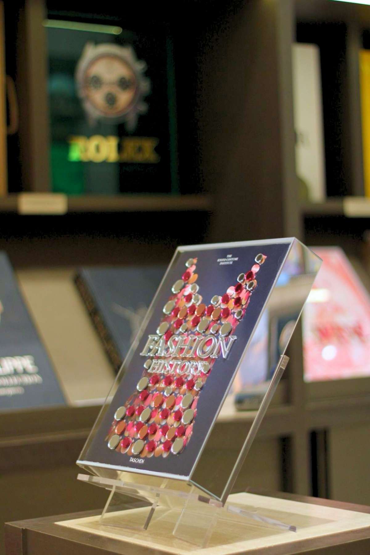 Comprar Fashion History: From the 18th to the 20th Century - R