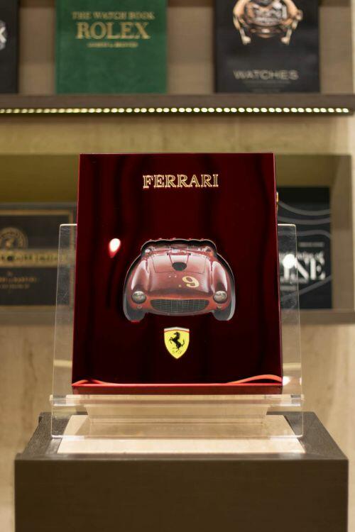 Comprar The Ferrari Book: Passion for Design - R$3.599,00