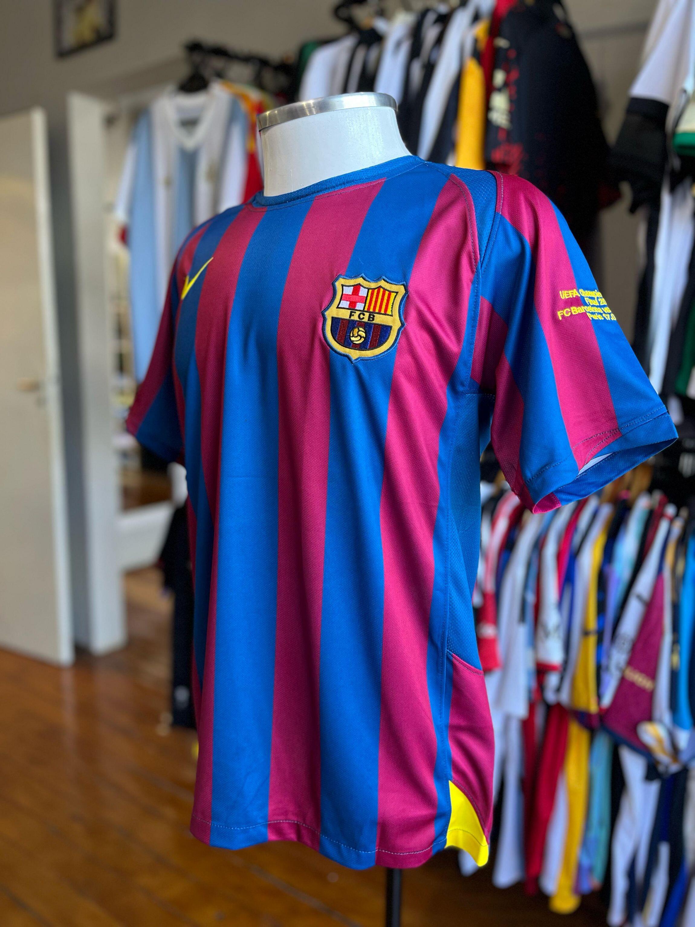 FC Barcelona Ronaldinho 10 ユニフォーム Comprar Camisa Retrô Barcelona 