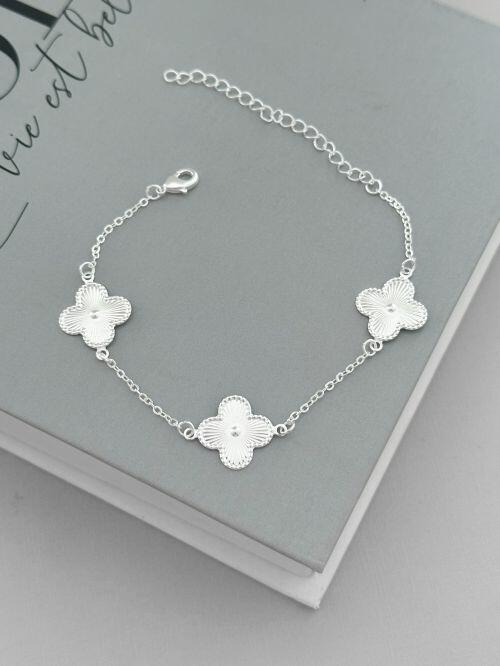 Pulseira tr&ecirc;s trevos