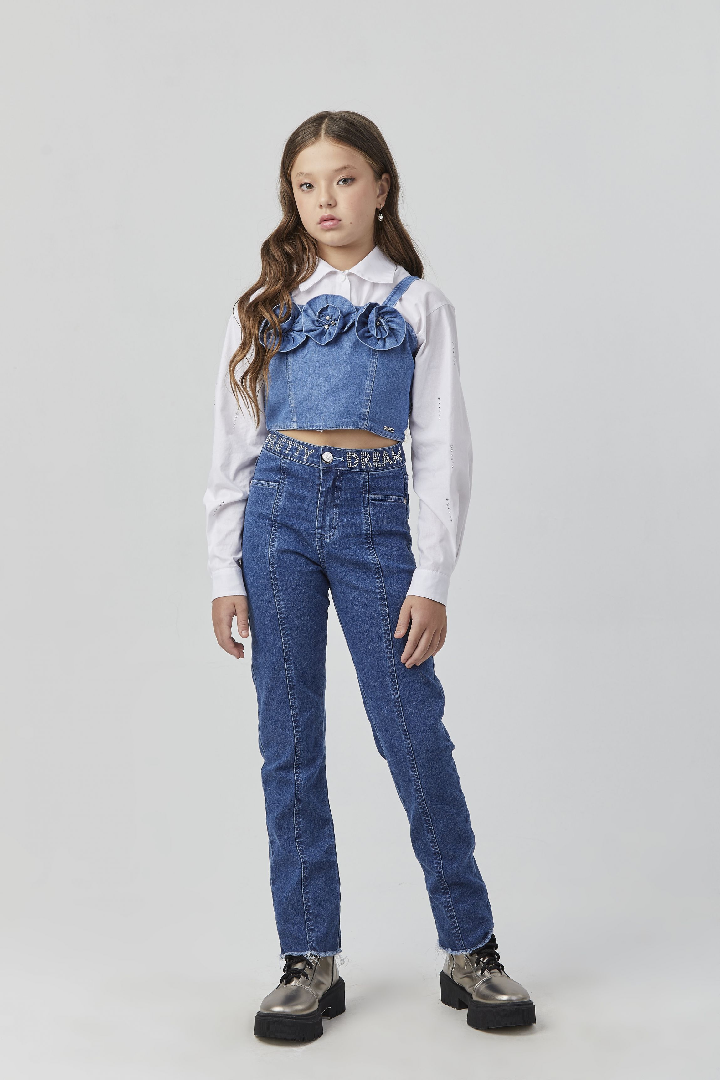 Comprar Calça Reta Jeans com Letreiro em Strass no Cós Pinkx