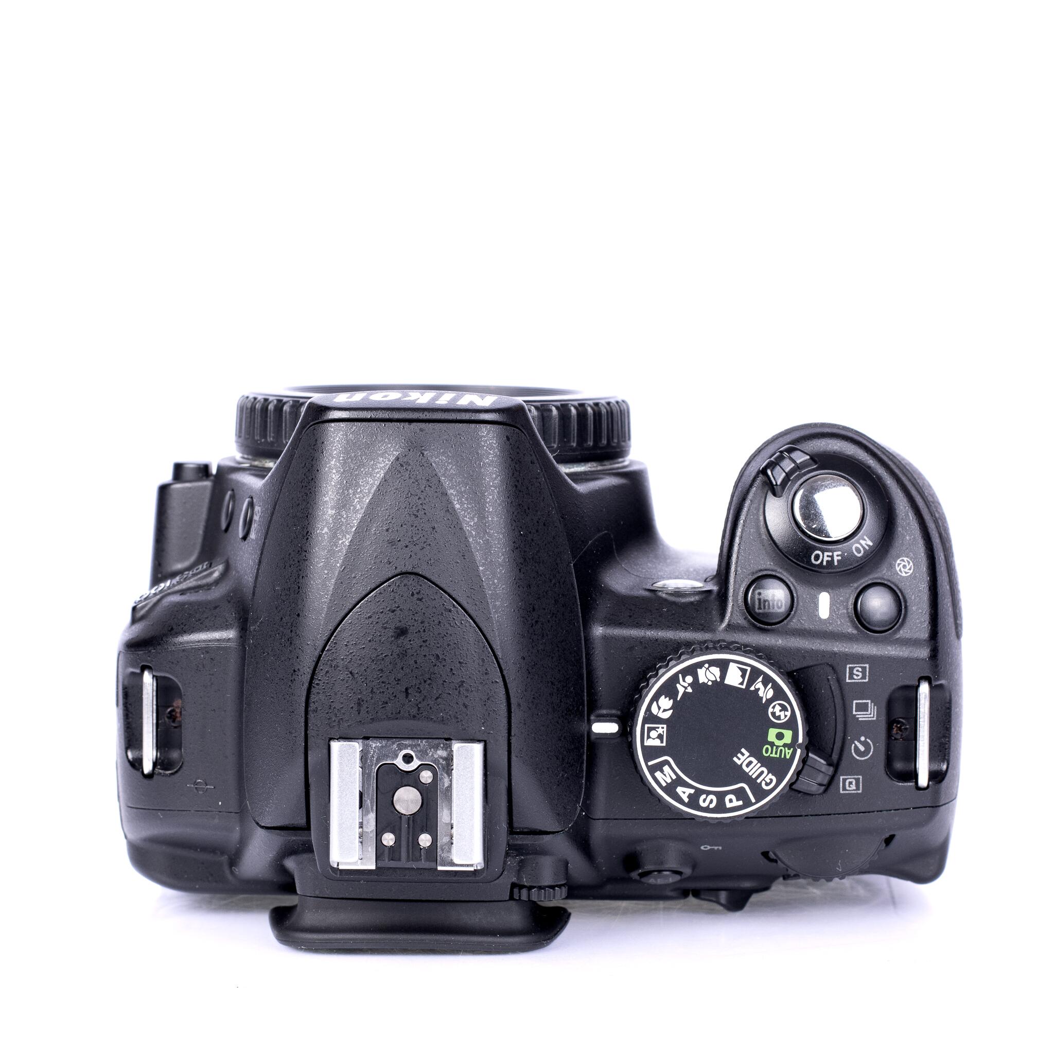 Comprar Camera Nikon D3100 + Lente 18-55mm