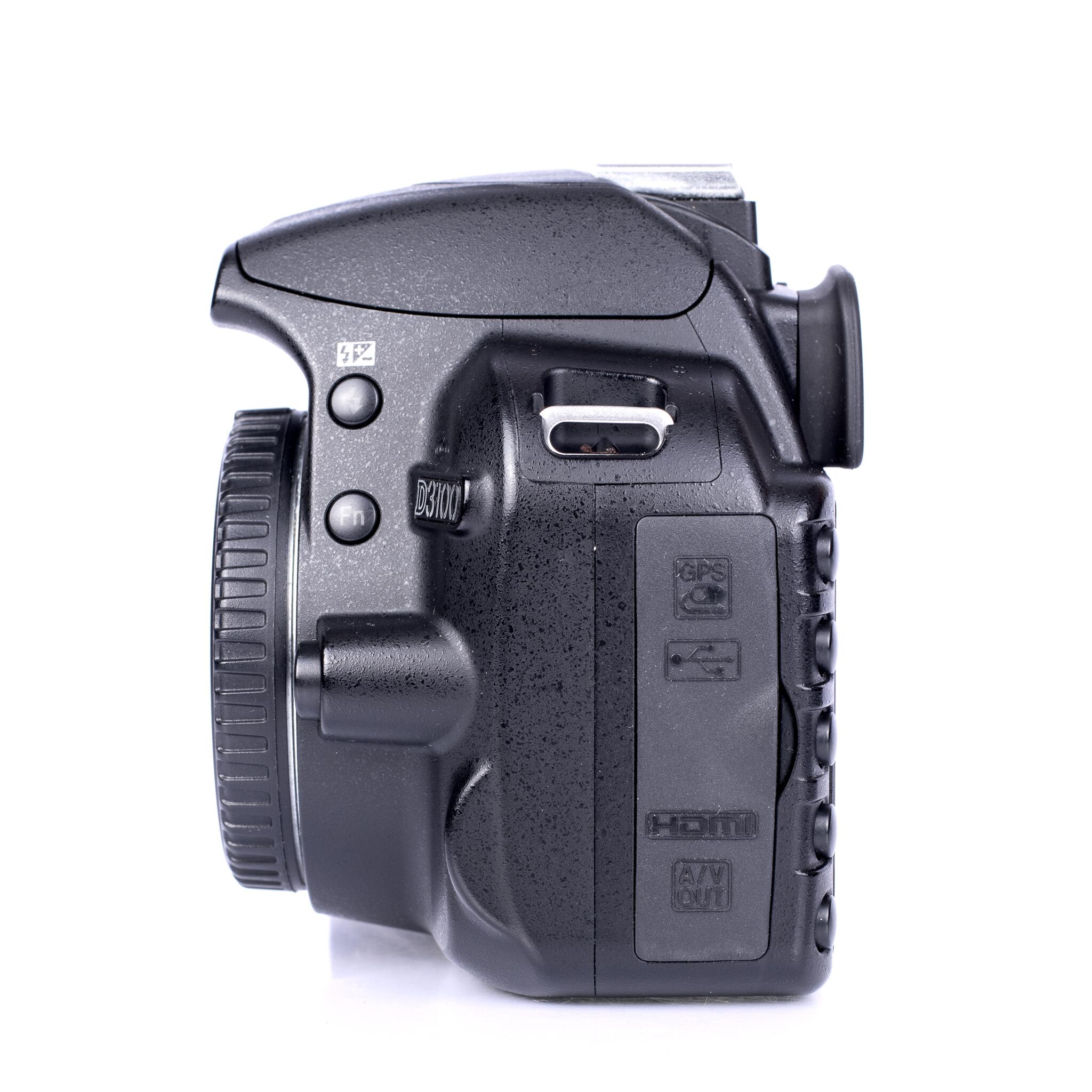 Comprar Camera Nikon D3100 + Lente 18-55mm