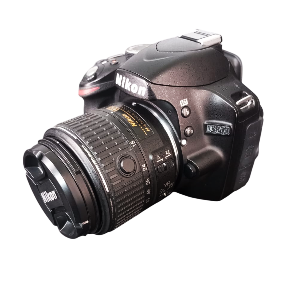 ［訳あり］Nikon D3200 Comprar Câmera Nikon D3200 + 18-55mm