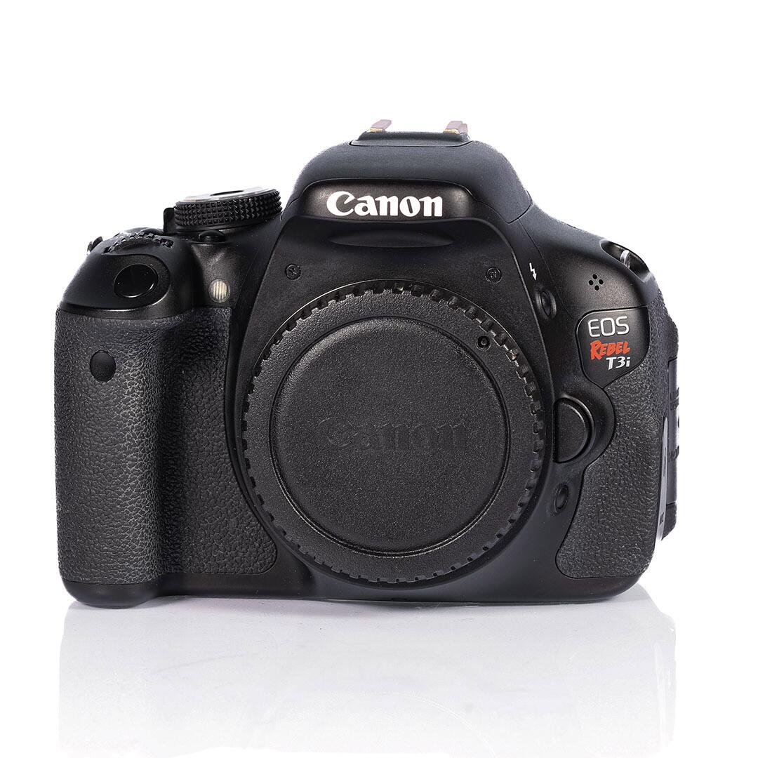 Comprar Câmera Canon EOS Rebel T3i + kit completo