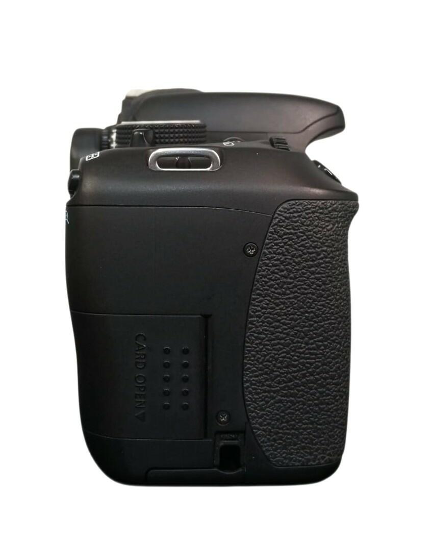 Comprar Câmera Canon Kiss X5 (t3i)