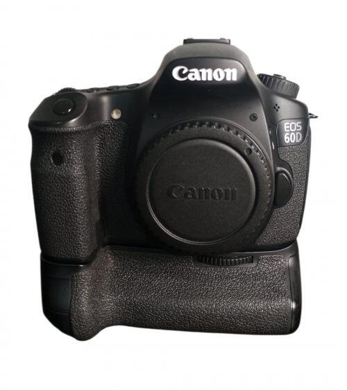 Comprar Câmera Canon 60D (CORPO) + Grip Canon - a partir de R$2.755,00
