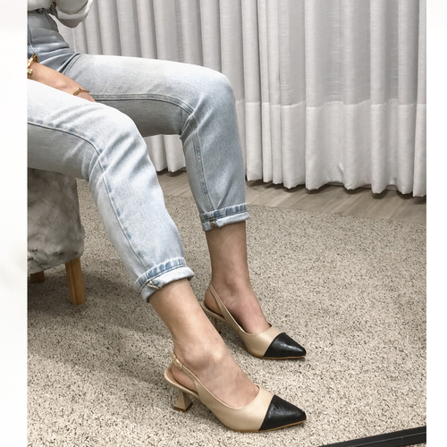 Heel Scarpin Bicolor Chanel SCARPIN SLINGBACK BICO FINO ELEGANTE