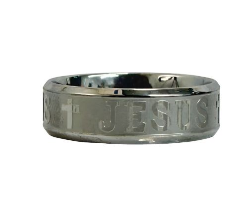 Aliança de aço inox 316L prateada chanfrada com gravação Jesus, 8mm ...