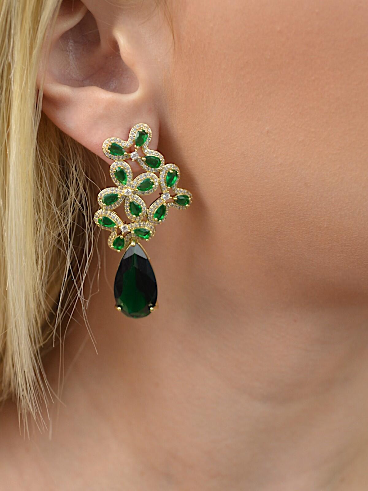 Comprar Brinco Festa Luxo - Verde Esmeralda - a partir de R$189,05