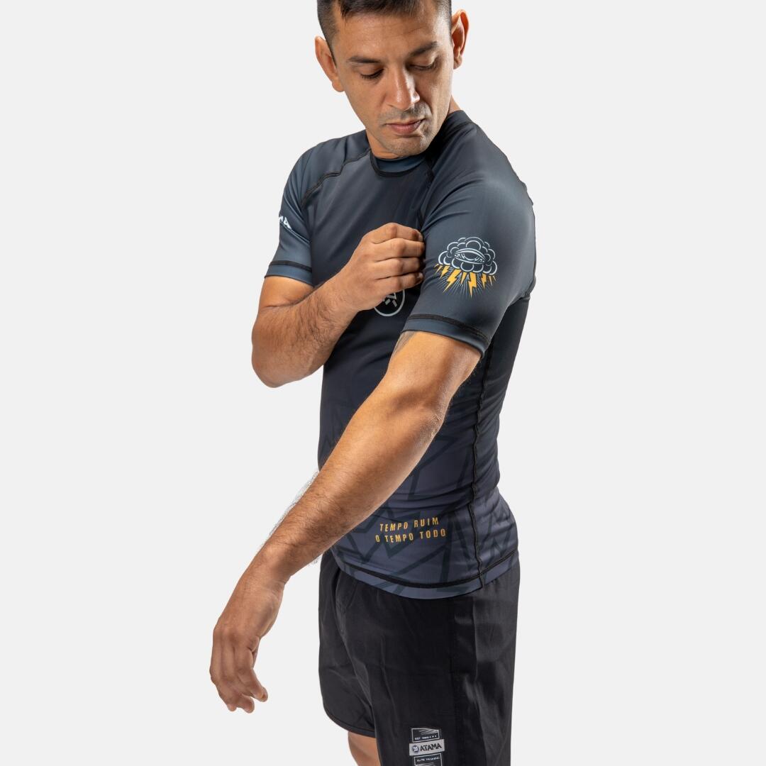 Comprar Rash Guard MC Tempo Ruim - a partir de R$166,38