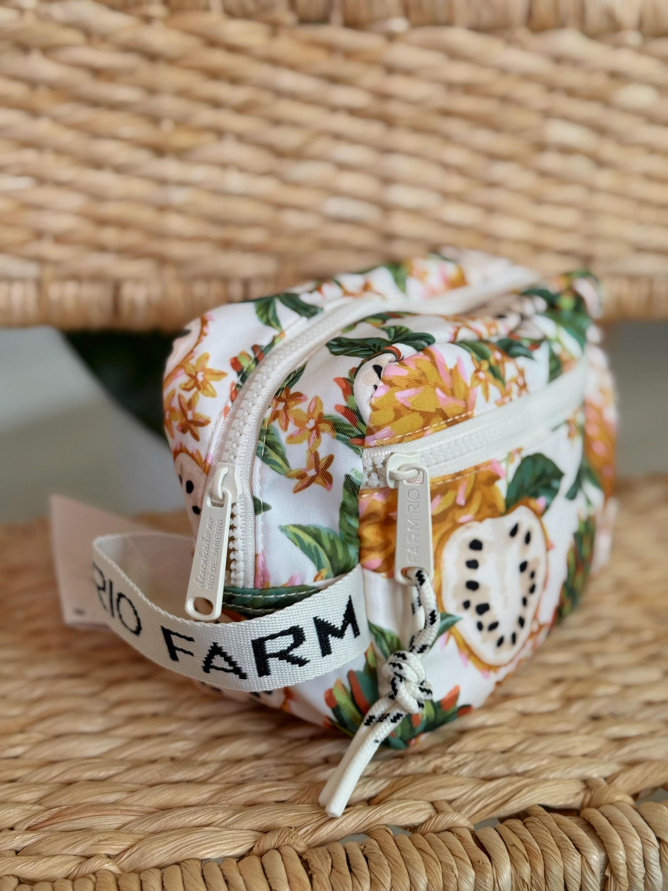 Comprar NECESSAIRE AMO BIRIBA a partir de R$120,32 Itribos - Main Image