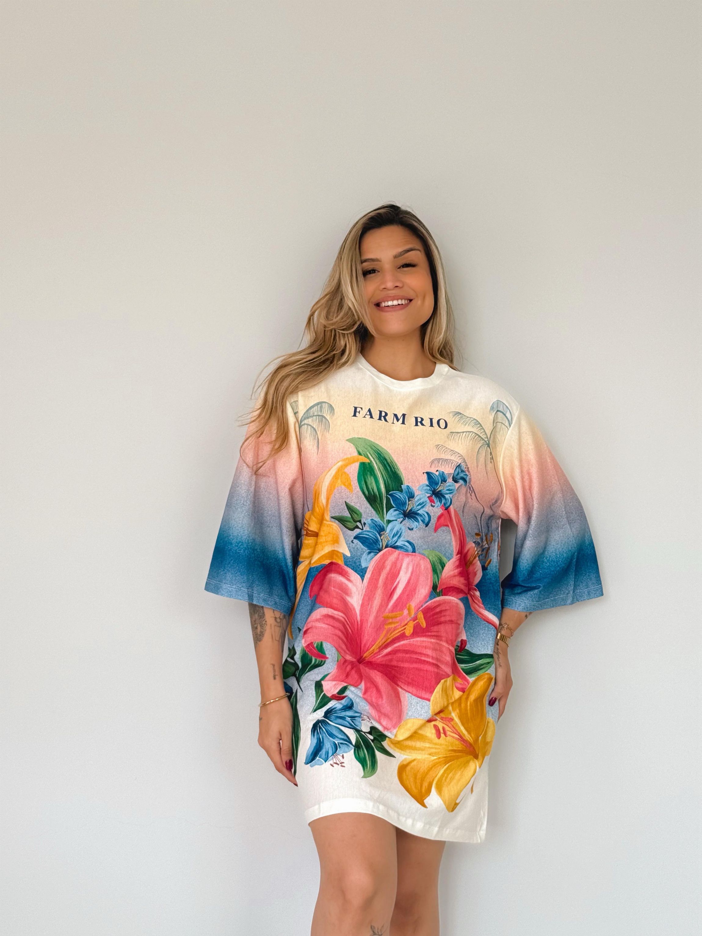 Comprar VESTIDO TSHIRT BIG FLORAL MALU SILK Itribos Melissa