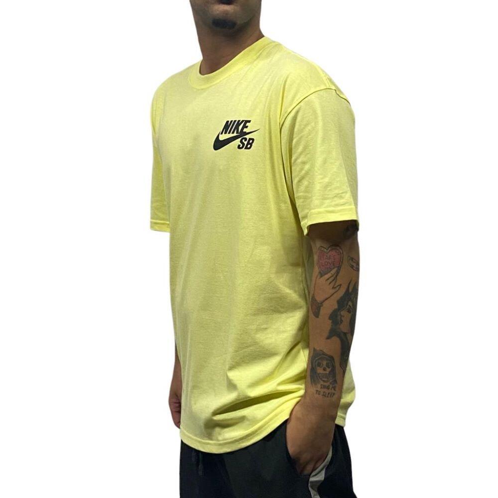 Camisetas Nike SB: Estilo e Desempenho para os Skatistas Urbanos
