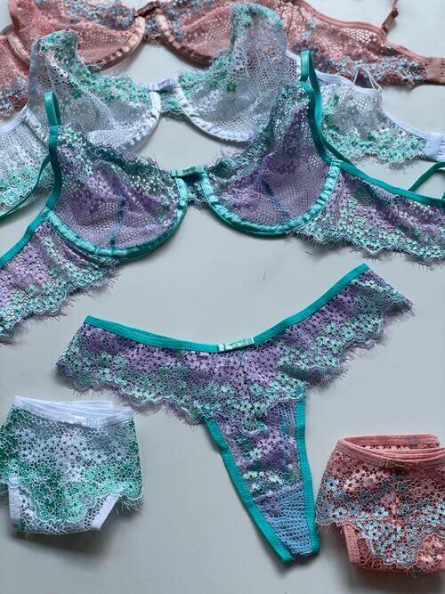 Conjunto Calcinha e Sutiã Helena Flor 15337