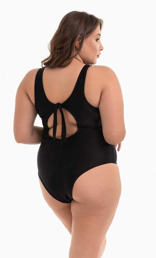 Maiô Plus Size Efeito Lipo Preto Com Bojo
