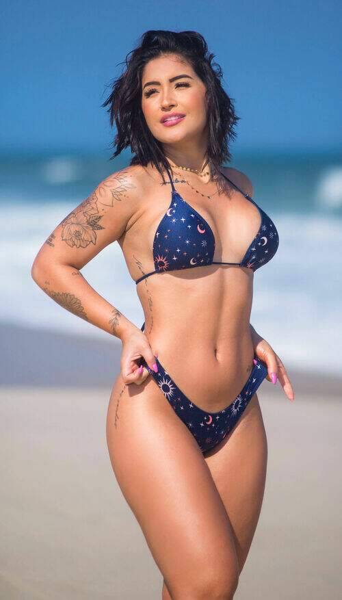 Conjunto de Biquíni com Bojo Removível e Calcinha String Estampado Astral