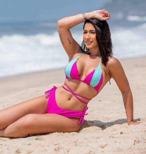 Conjunto Biquíni Várias Amarrações com Bojo Textura Rosa com Azul