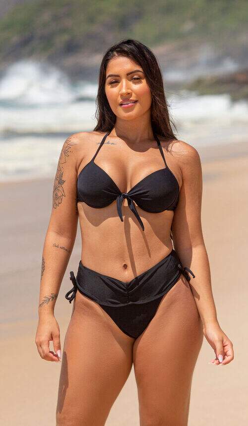 Conjunto Biquíni com Bojo e Calcinha Cintura Alta Efeito Lipo Preto