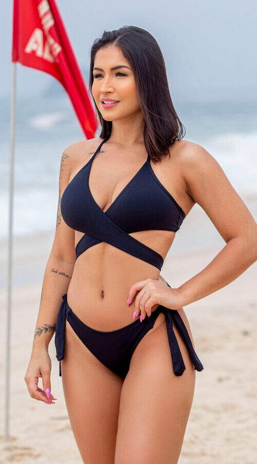 Conjunto Biquíni Top Transpassado com Calcinha Empina Bumbum Preto