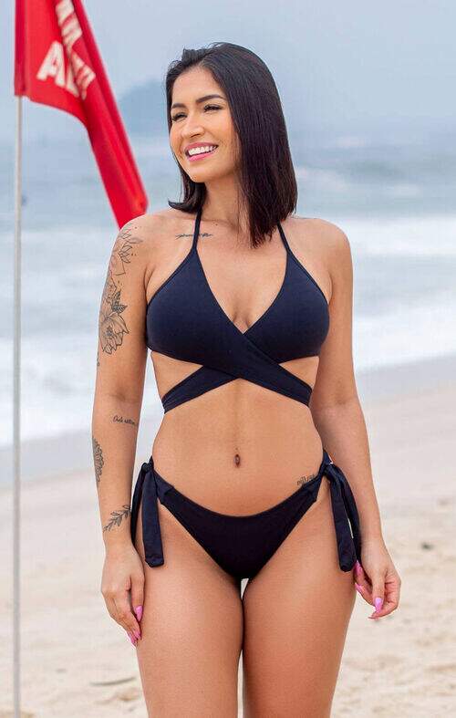 Conjunto Biquíni Top Transpassado com Calcinha Empina Bumbum Preto