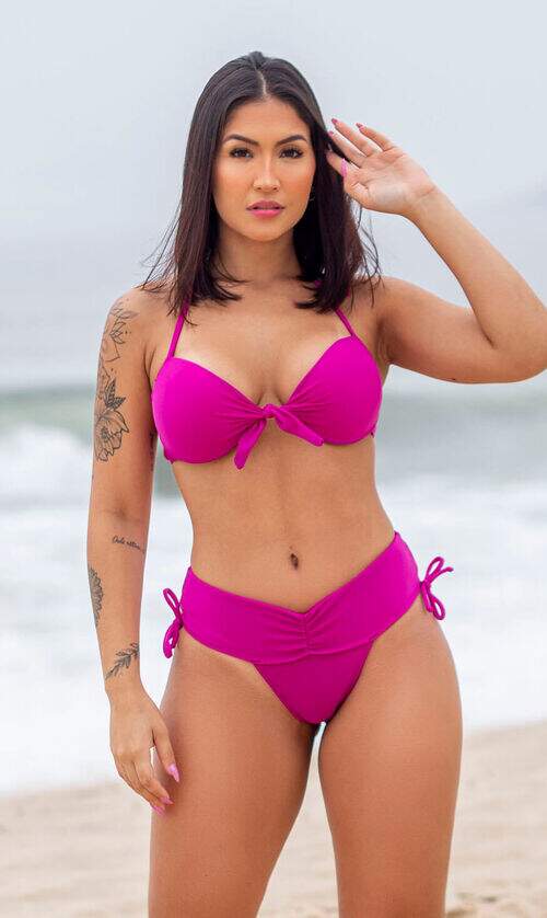 Conjunto Biquíni com Bojo e Calcinha Cintura Alta Efeito Lipo Fúcsia