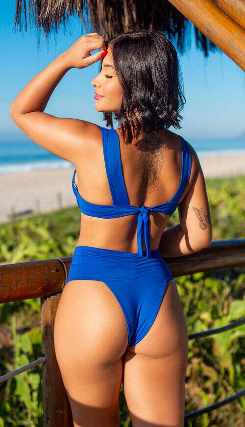 Conjunto Biquíni Meia Taça com Aro e Calcinha Efeito Lipo Azul