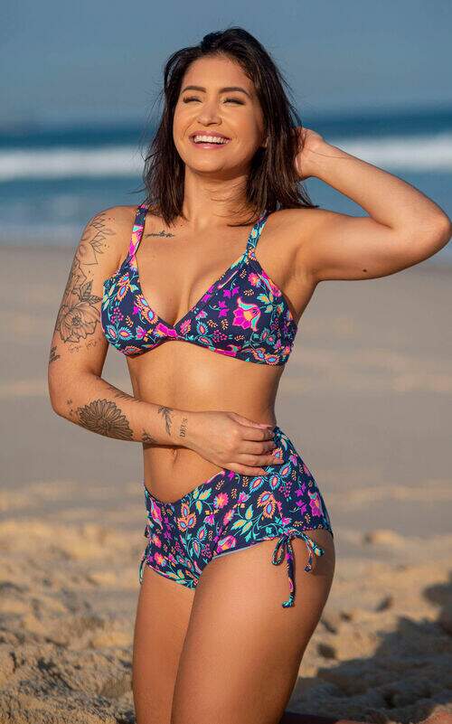Conjunto Biquíni Top Reforçado com Bojo e Calcinha Sunquíni Estampado Flowers