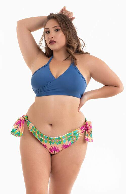 Biquíni Plus Size Transpassado e Calcinha Fio Duplo Estampado e Azul